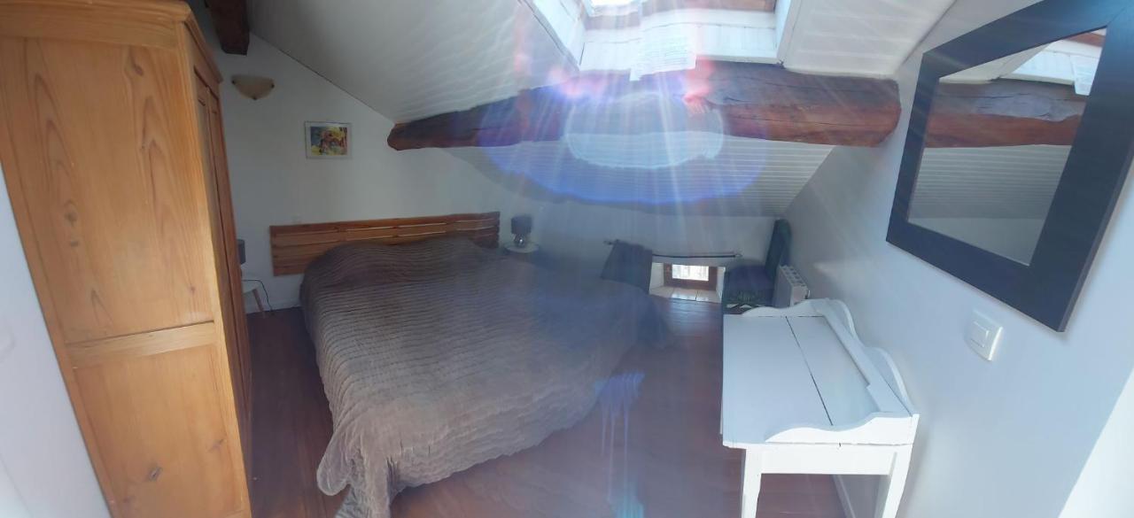 La Bruyere - Chez Martine Bed & Breakfast Appy Bagian luar foto