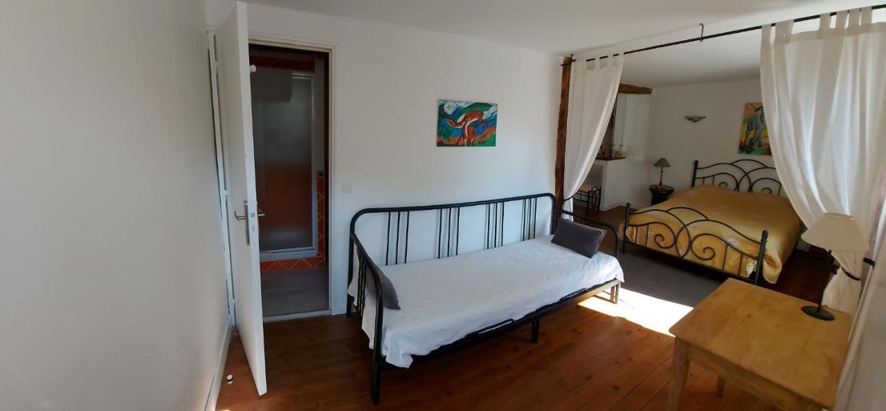 La Bruyere - Chez Martine Bed & Breakfast Appy Bagian luar foto