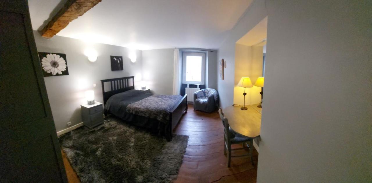 La Bruyere - Chez Martine Bed & Breakfast Appy Bagian luar foto