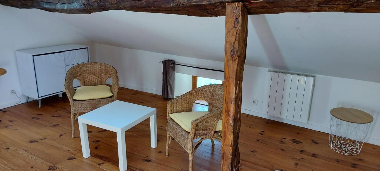 La Bruyere - Chez Martine Bed & Breakfast Appy Bagian luar foto