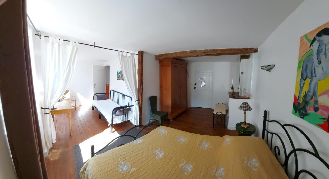 La Bruyere - Chez Martine Bed & Breakfast Appy Bagian luar foto